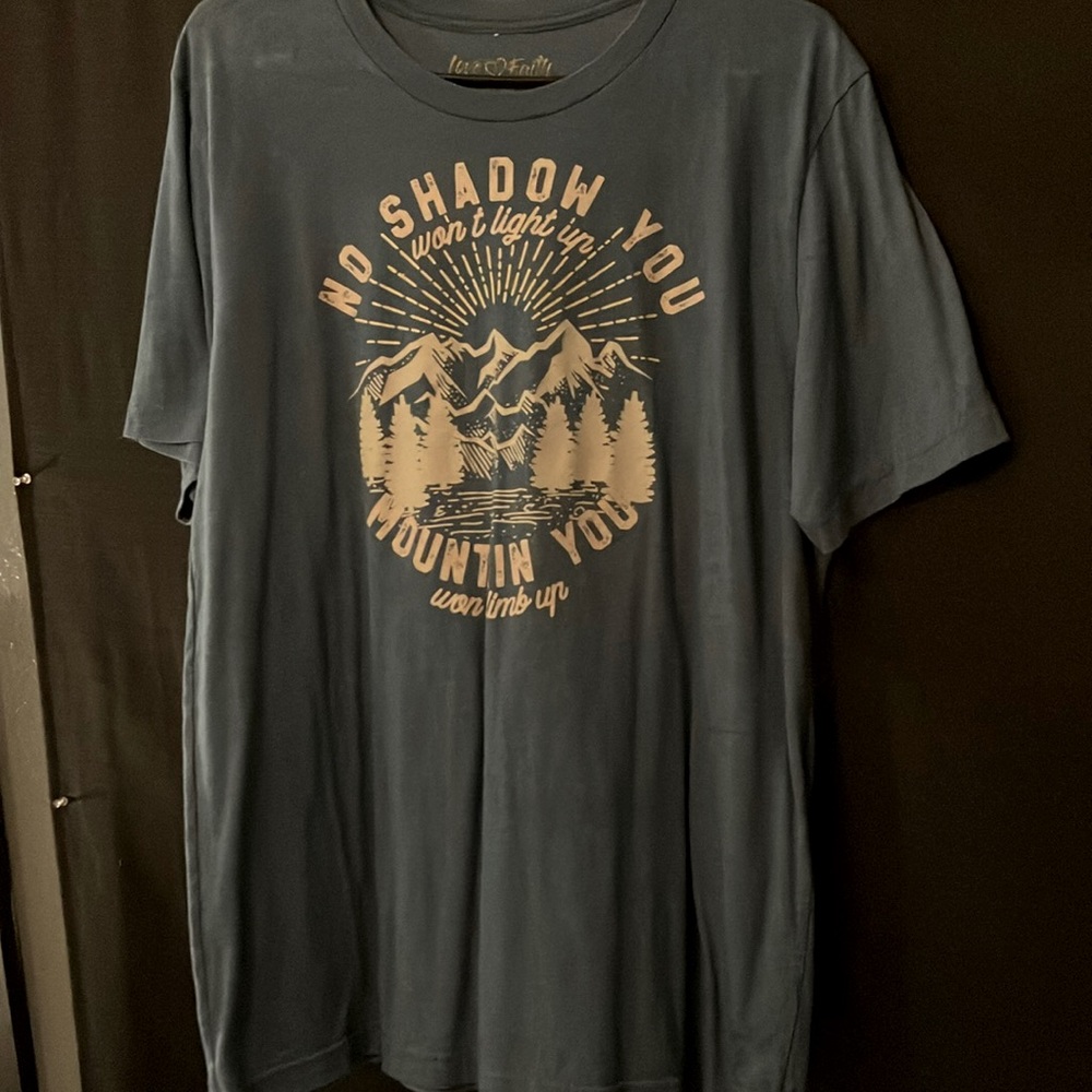 Love In Faith T-Shirt Size XL